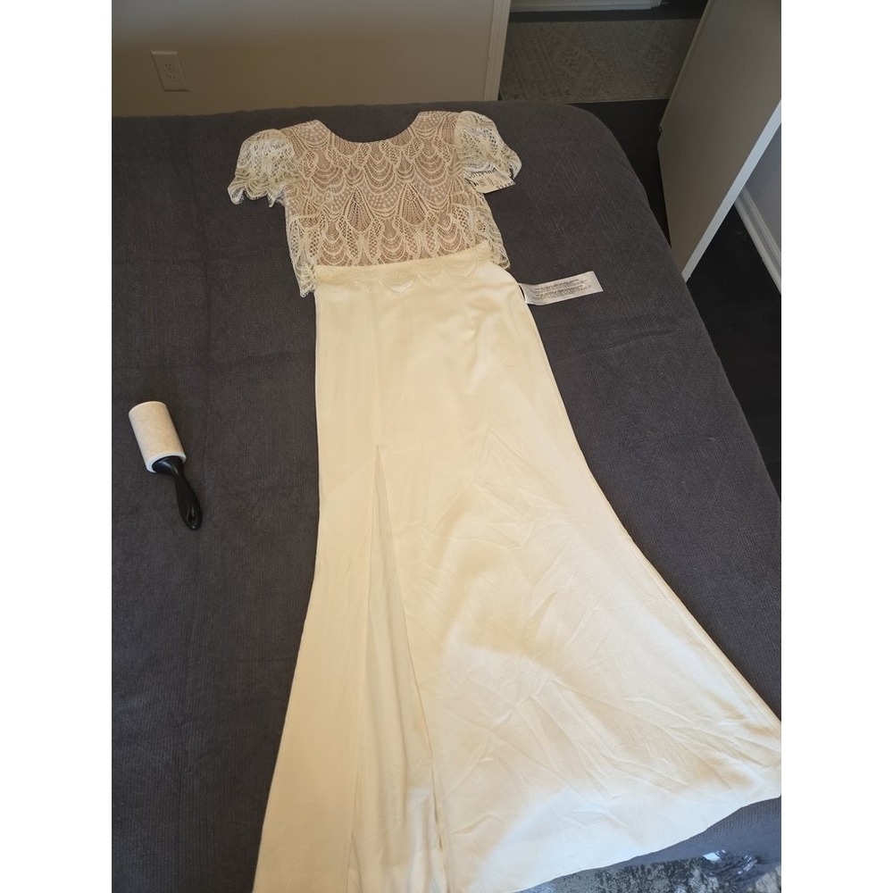 Elegant Cream Lace Top Maxi Dress